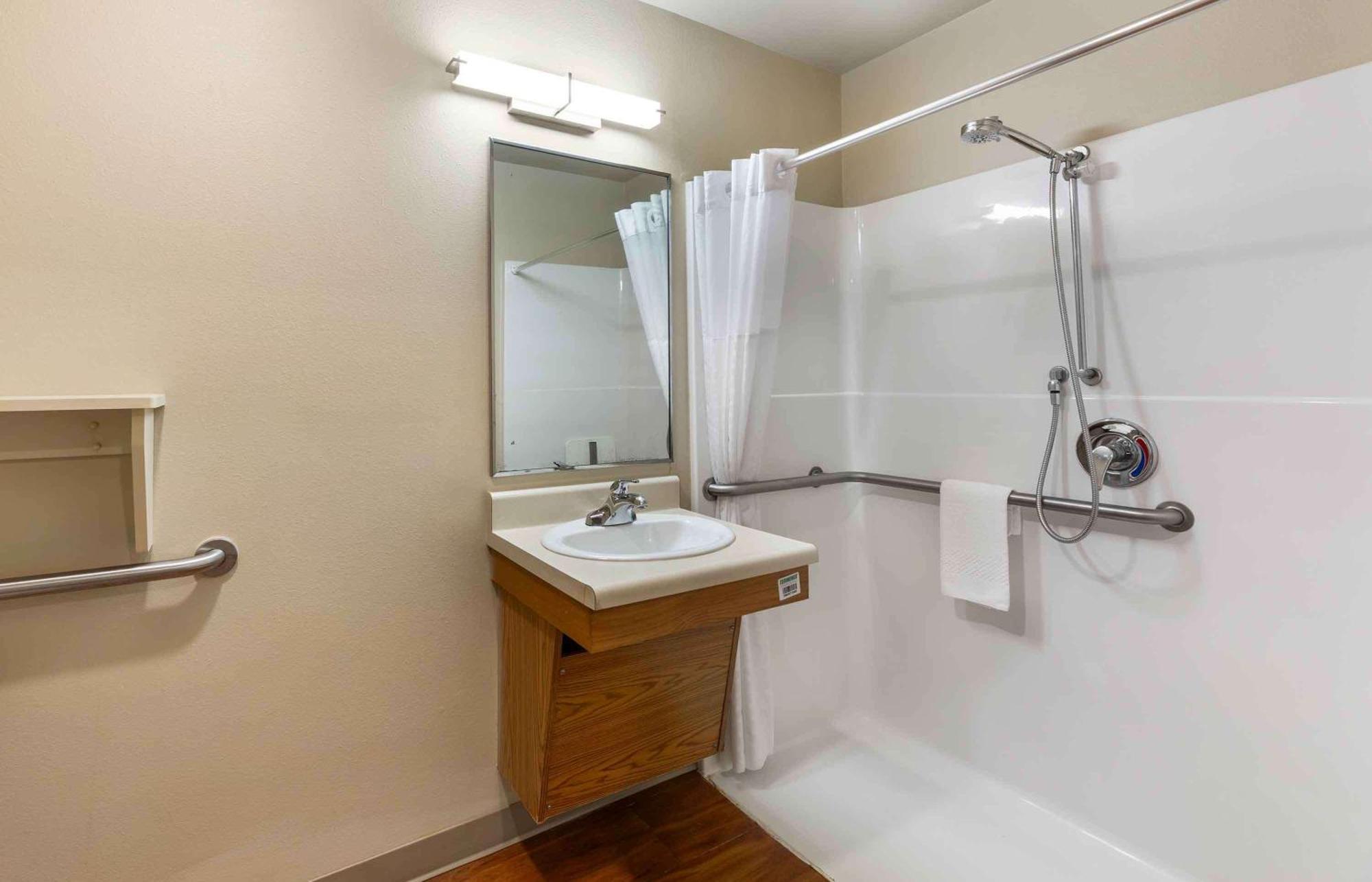 Extended Stay America Select Suites - Akron - South Portage Lakes المظهر الخارجي الصورة