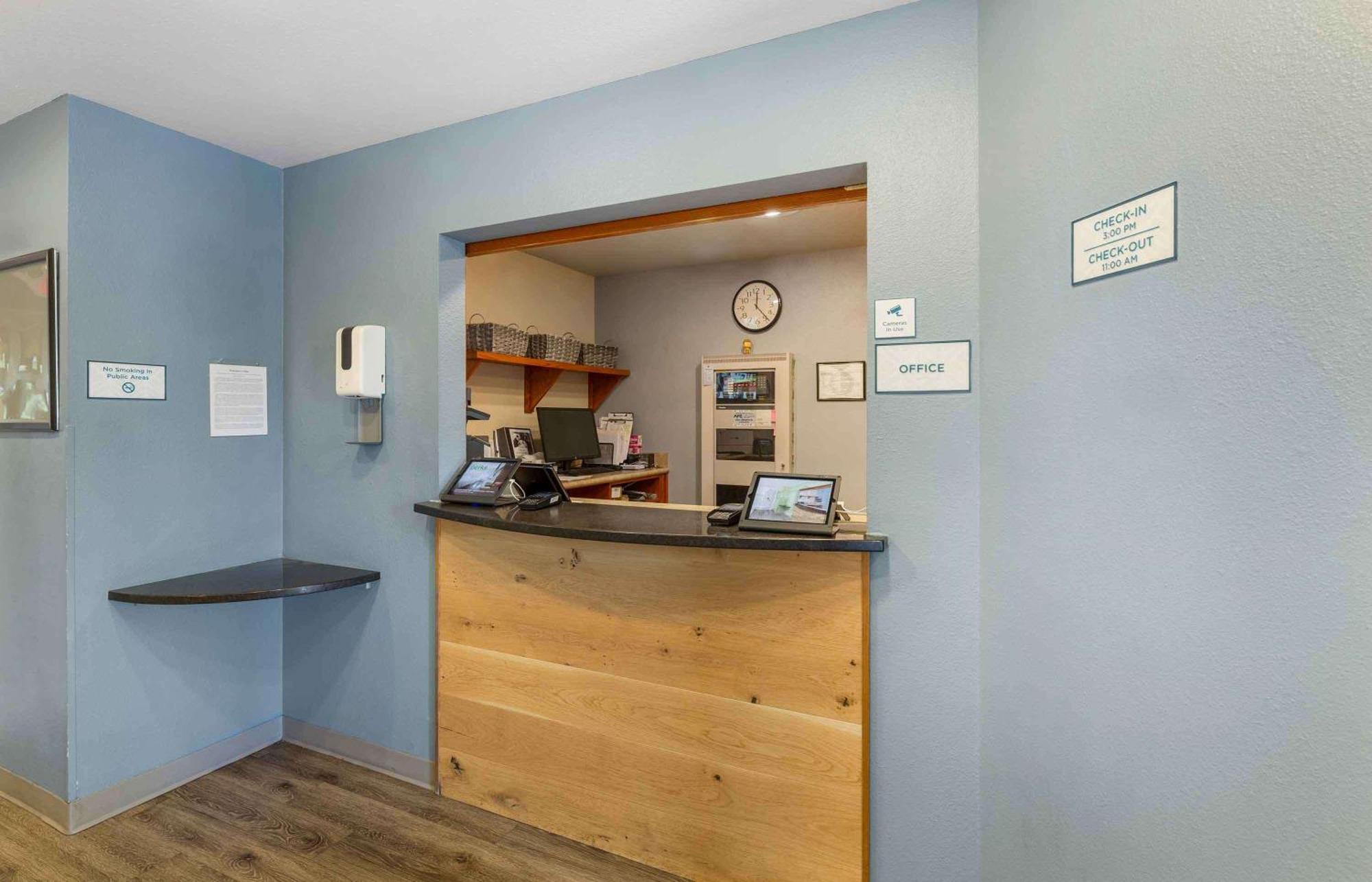 Extended Stay America Select Suites - Akron - South Portage Lakes المظهر الخارجي الصورة